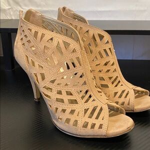 X Appeal Nude Heels size 8